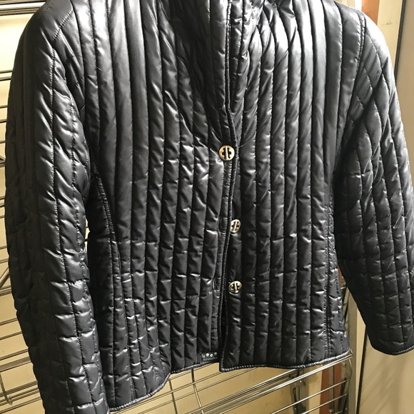 Designer reversible jacket. Size small. Hardly worn - Picture 1 of 3